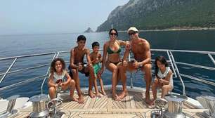 Cristiano Ronaldo curte férias com Georgina Rodríguez e os filhos após rumores de separação