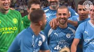 Manchester City vence amistoso contra Yokohama Marinos em partida de oito gols
