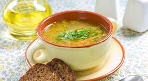 5 receitas de sopa detox para fazer em casa