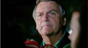 Bolsonaro explica movimentação de R$ 14 mil apontada como suspeita: 'Apostas da Mega-Sena'