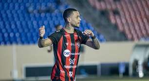 Vitória bate o Ceará pela Série B e segue na perseguição do líder Sport