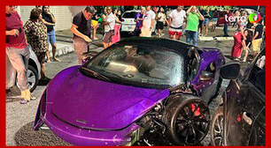 McLaren de R$ 2 milhões fica destruída após colisão com carro de aplicativo em Maceió (AL)