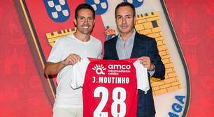 João Moutinho é anunciado por clube português após deixar o Wolverhampton