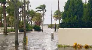 'Está bem alagado, não dá para sair', relata brasileiro sobre situação da Flórida após chegada de furacão