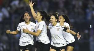 Corinthians vence o Santos e confirma classificação à final do Brasileirão feminino