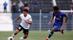 Corinthians sofre gol de goleiro e perde para Água Santa no Paulista sub-20