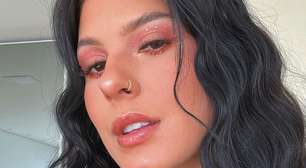 Ana Castela encanta por beleza natural de biquíni fio-dental e impressiona