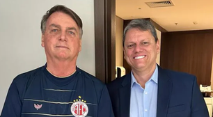 Bolsonaro deixa hospital após passar por procedimentos cirúrgicos