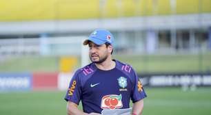 Arthur Elias comanda primeiro treino como técnico da Seleção Brasileira; veja carreira do treinador