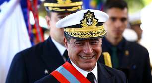 Almirante Garnier, acusado de tramar golpe de Estado, ganha R$ 35 mil por mês
