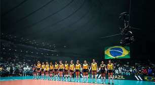 Jogadoras do Brasil homenageiam Walewska em duelo contra a Turquia