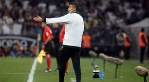 Após derrota, Bruno Lage reconhece 'resultado inglório' para o Botafogo e se exalta ao pedir mobilização da torcida