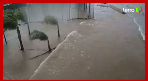 Porto Alegre sofre com inundações após elevação do nível do Guaíba