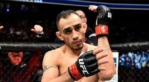 Comentarista envia alerta importante a Paddy Pimblett ao analisar luta contra Tony Ferguson no UFC 296