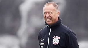 Corinthians recua em investida por Tite e define Mano como plano B para assumir o clube