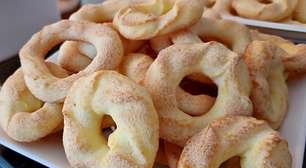 Rosquinha doce de polvilho doce fácil de fazer para você servir na hora do seu café