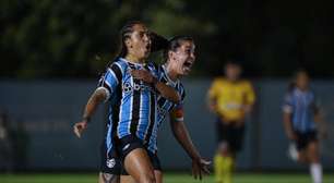 Gurias do Grêmio vencem o Gre-Nal de virada