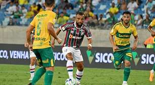 Samuel Xavier comenta nova expulsão do Fluminense no primeiro tempo: 'Erro foi de todos nós'