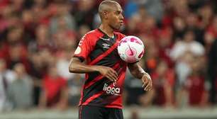Fernandinho lamenta derrota do Athletico-PR diante do Coritiba e foca na próxima rodada do Brasileirão: 'Tirar lição'
