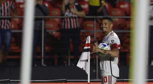 Técnico do São Paulo explica por que Luciano não foi acionado contra o Corinthians
