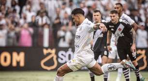 Em jogo caótico, Santos esbanja eficiência, goleia o Vasco na Vila e sai do Z4