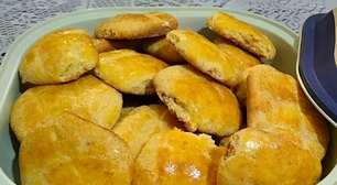 Broinha de fubá da vovó deliciosa e vai deixar sua hora do café muito mais gostosa