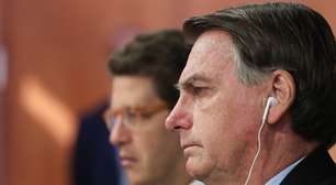 Irritado com Nunes, Bolsonaro flerta com Salles