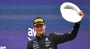 F1: Russell continua confiante mesmo sendo superado por Hamilton em 2023