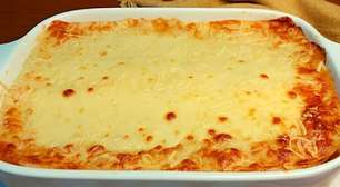 Escondidinho de carne moída com purê de batata muito cremoso e fácil de fazer