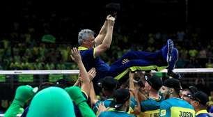 Com emoção até o fim, Brasil vence Itália no tie-break e conquista vaga nos Jogos Olímpicos de Paris 2024