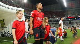 Com marcas, convocação e destaque, Vitor Roque completa dois anos de sua estreia no profissional