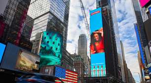 Smirnoff lança campanha inédita em Nova York com IZA, diretamente da Times Square