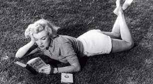 Descubra 10 livros da biblioteca pessoal de Marilyn Monroe