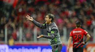 Bustos lamenta resultado e vê derrota do América baseada no primeiro tempo