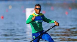 Isaquias Queiroz conquista a medalha de prata na canoagem velocidade nos Jogos Pan-Americanos 2023