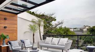 Duplex de 280 m² é minimalista, integrado e repleto de design brasileiro