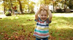 Minha filha de 17 meses ainda não fala; pode ser autismo?
