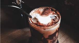 Receita de milkshake de chocolate contra TPM