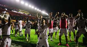 O jogo virou? Já campeão, Vitória encara um Sport 'desesperado' pelo acesso