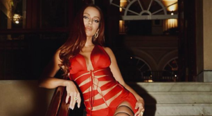 Grammy: Anitta de vermelho e Gaby com look inspirado em árvore