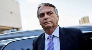 PF: Bolsonaro é alvo de operação tem 24 horas para entregar passaporte, diz jornalista
