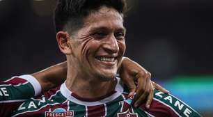 Cano iguala Romário como terceiro maior artilheiro do Fluminense no Brasileirão