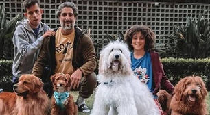 Educação dos cachorros de Mion ao esperar comida impressiona; assista