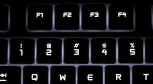 Olhe seu teclado entre as letras G e K: entenda trend que viralizou no Twitter