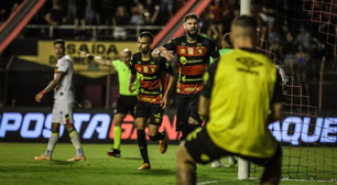 Sport vence, rebaixa o Sampaio Corrêa, mas não consegue o acesso