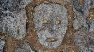Seca histórica de Manaus revela pinturas rupestres de 2 mil anos