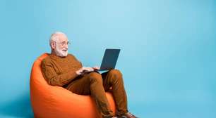 Usar internet diminui o risco de demência em idosos