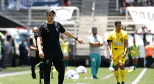 Técnico explica força do Corinthians na Arena e opina sobre identificação da Fiel com time feminino