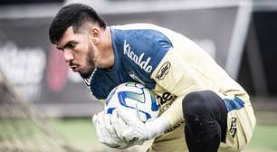 João Paulo projeta jogo do Santos com o Fluminense e analisa briga contra o Z4: "Depende apenas de nós"