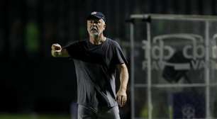 Mano Menezes fala como motivou jogadores do Corinthians antes de vitória contra Vasco: "Passei confiança"